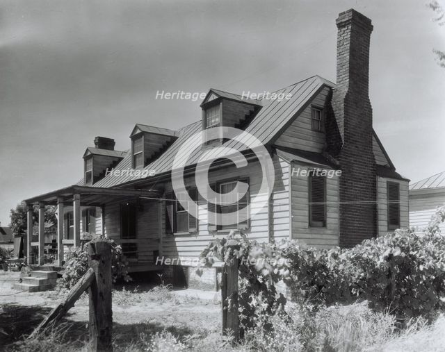 Minor houses and details, Blandfields, Dinwiddie County, Virginia, 1933. Creator: Frances Benjamin Johnston.