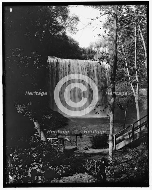 Minnehaha Falls, Minneapolis, Minn., between 1900 and 1910. Creator: Unknown.