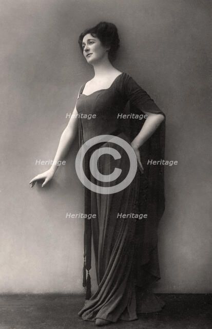 Miriam Clements, British actor and performer, 1910.Artist: Dover Street Photo Studio