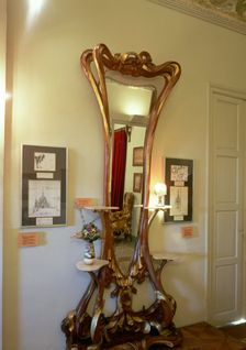 Mirror and console table designed for Casa Ibarz by Aleix Clapés