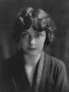 Mishler, Larraine, Miss, portrait photograph, 1916. Creator: Arnold Genthe