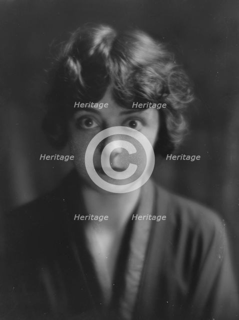Mishler, Larraine, Miss, portrait photograph, 1916. Creator: Arnold Genthe.