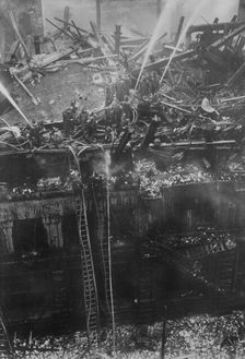 Missouri Athletic Club Fire, between c1910 and c1915. Creator: Bain News Service