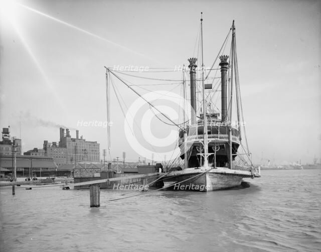 Mississippi River packet, New Orleans, Louisiana, between 1900 and 1910. Creator: Unknown.