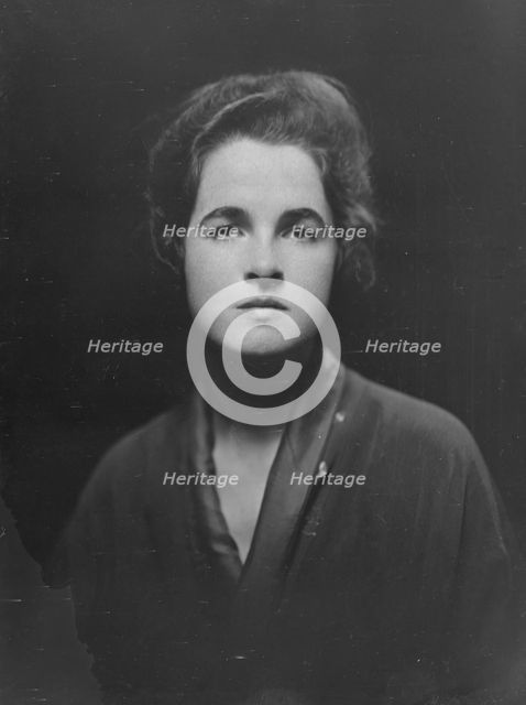 Miss Virginia Knower, portrait photograph, 1919 Feb. 8. Creator: Arnold Genthe.