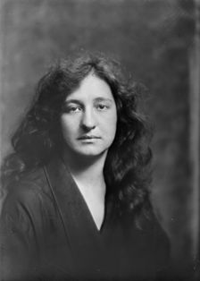 Miss A. Shaffer, portrait photograph, 1919 Aug. 26. Creator: Arnold Genthe