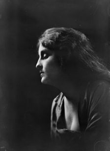 Miss A. Torrianne, portrait photograph, 1919 Oct. 28. Creator: Arnold Genthe