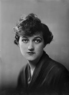 Miss Adams, portrait photograph, 1918 Jan. 26. Creator: Arnold Genthe