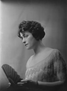 Miss Angela Morgan, portrait photograph, 1919 Feb. 25. Creator: Arnold Genthe