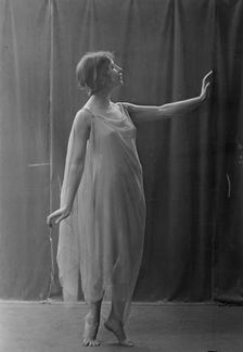 Miss Aurah Melnor, 1918 Sept. 6. Creator: Arnold Genthe