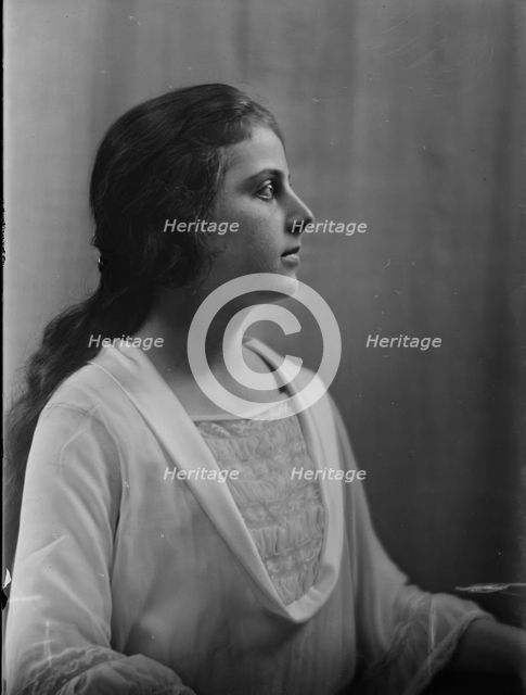 Miss Betty Kalisher, portrait photograph, 1919 June 23. Creator: Arnold Genthe.