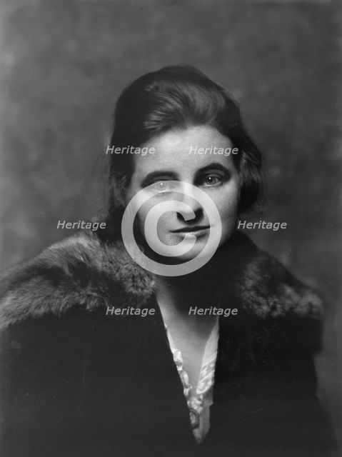 Miss C.C. Byington, portrait photograph, 1917 Nov. 24. Creator: Arnold Genthe.