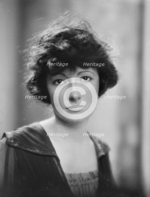 Miss Chapin, portrait photograph, 1918 Feb. 20. Creator: Arnold Genthe.