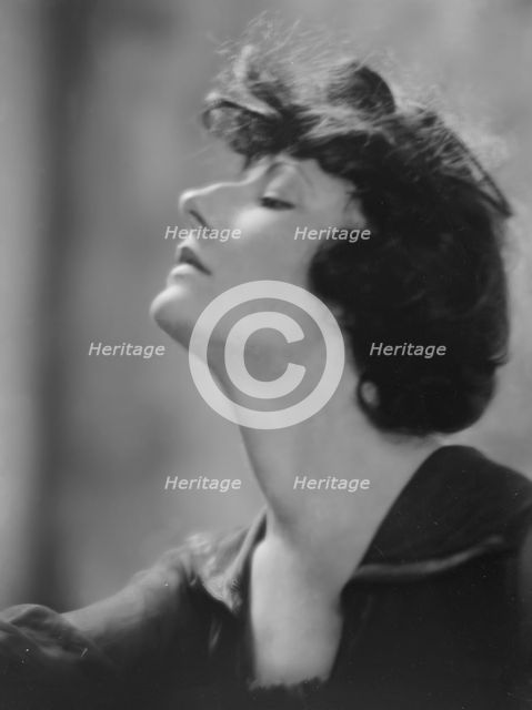 Miss Chapin, portrait photograph, 1918 Feb. 20. Creator: Arnold Genthe.
