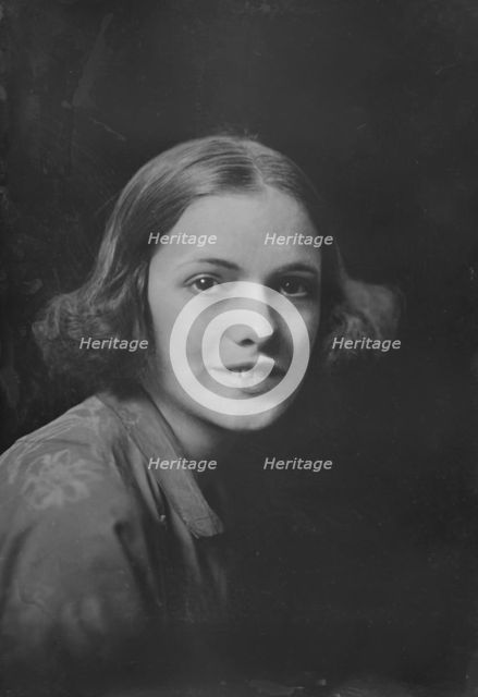 Miss Consuela Garcia, portrait photograph, 1919. Creator: Arnold Genthe.