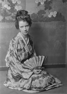 Miss Cook, portrait photograph, 1919 May 10. Creator: Arnold Genthe