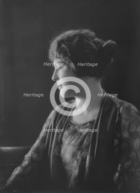 Miss Diana Wilson, portrait photograph, 1919 Mar. 11. Creator: Arnold Genthe.