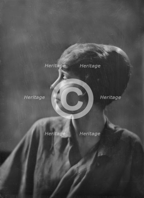 Miss E.S. Wedd, portrait photograph, 1919 Mar. 26. Creator: Arnold Genthe.