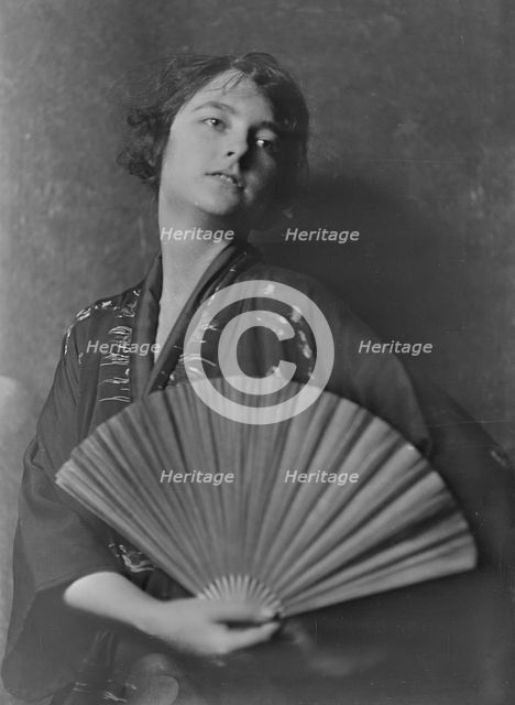 Miss Eleanor Boardman, portrait photograph, 1918 Sept. 1. Creator: Arnold Genthe.