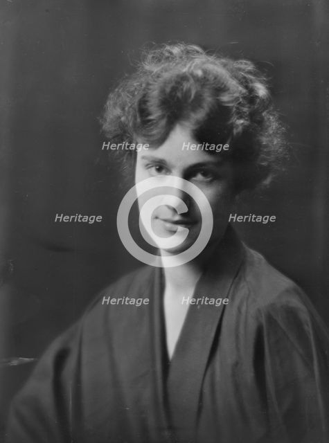Miss Frances Dockery, portrait photograph, 1918 Apr. 29. Creator: Arnold Genthe.