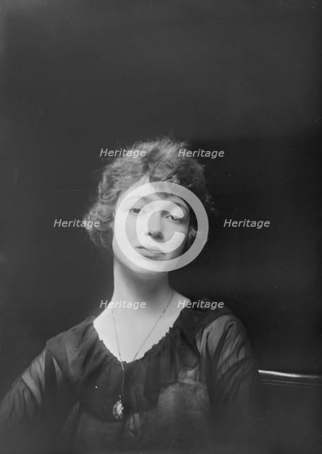 Miss G., (Mrs. J.L. Breese), portrait photograph, 1918 Dec. or 1919 Jan. Creator: Arnold Genthe.