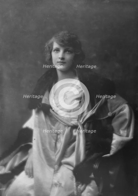 Miss Grace Burt, portrait photograph, 1918 Jan. 19. Creator: Arnold Genthe.