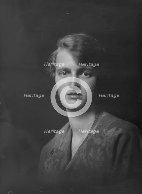 Miss Helen Garrison, portrait photograph, 1919 Jan. 6. Creator: Arnold Genthe.