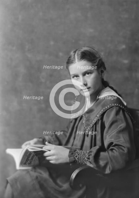 Miss Hope Garland, portrait photograph, 1918 Mar. 25. Creator: Arnold Genthe.