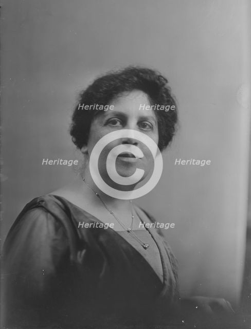 Miss Jean Manner, portrait photograph, 1919 Feb. 25. Creator: Arnold Genthe.