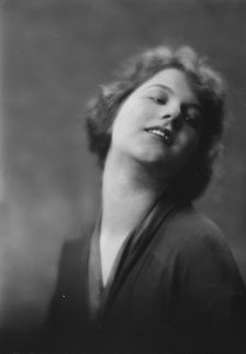 Miss Katherine McCausland, portrait photograph, 1917 or 1918. Creator: Arnold Genthe