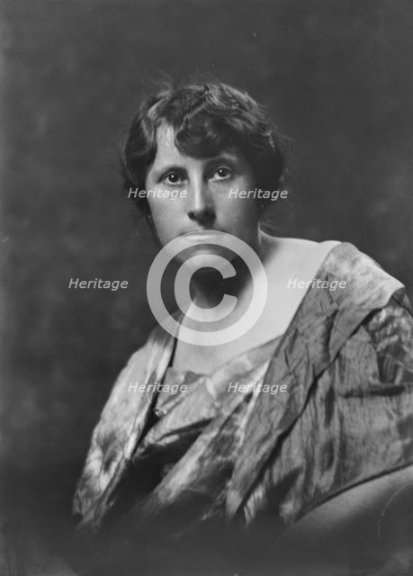 Miss Lachaise, portrait photograph, 1919 Nov. 6. Creator: Arnold Genthe.
