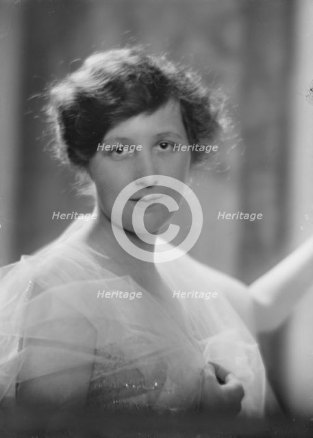 Miss Ladenburg, portrait photograph, 1918 Mar. 23. Creator: Arnold Genthe.