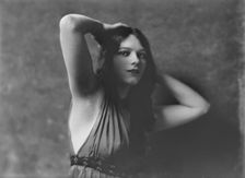Miss Madrienne La Barre, portrait photograph, 1918 May 21. Creator: Arnold Genthe
