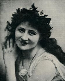 Miss Mary Anderson as Perdita c1893. Artist: Henry Herschel Hay Cameron