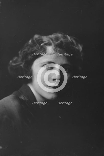 Miss Mary Cunningham, portrait photograph, 1918 Dec. 18. Creator: Arnold Genthe.