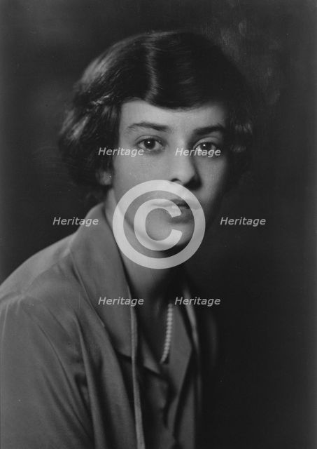 Miss Margaret Kahn, portrait photograph, 1923 Mar. 20. Creator: Arnold Genthe.