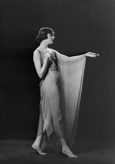 Miss Margaret McKenzie, 1919 Oct. 25. Creator: Arnold Genthe