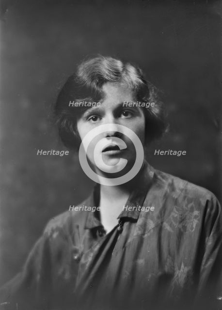 Miss Margaret McKenzie, portrait photograph, 1919 Sept. 24. Creator: Arnold Genthe.