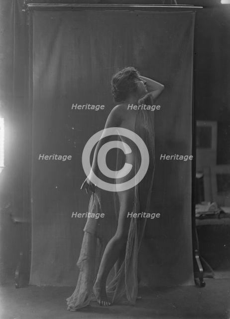 Miss Marie Goff, portrait photograph, 1918 Sept. 16. Creator: Arnold Genthe.