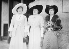 Miss N. Mack, Mrs. N.E. Mack, Miss H. Mack, 1912. Creator: Bain News Service