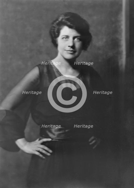 Miss Olive Wyndham, portrait photograph, between 1918 and 1921. Creator: Arnold Genthe.