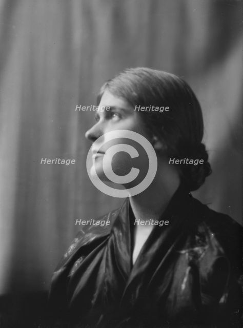 Miss Solveig Hornbeck, portrait photograph, 1917 or 1918. Creator: Arnold Genthe.