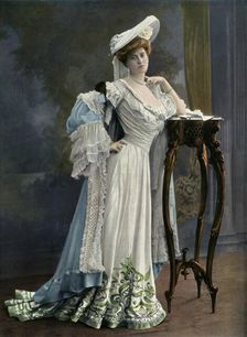 Mlle. Paule Andral - Du Theatre Du Vaudeville - Role de Roseline Denis. - L'Esbroufe 1904. Creator: Unknown