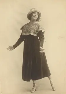 Mlle Polaire, about 1910. Creator: Paul Nadar