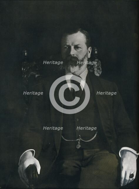 Mr. Arthur Sanderson At Home, 1901 Artist: Unknown