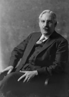Mr. Arthur Vance, portrait photograph, 1918 Mar. Creator: Arnold Genthe