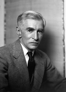 Mr. David Mannes, portrait photograph, 1925 Dec. 16. Creator: Arnold Genthe