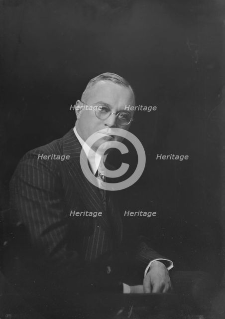 Mr. Drake, portrait photograph, 1919 Feb. 10. Creator: Arnold Genthe.