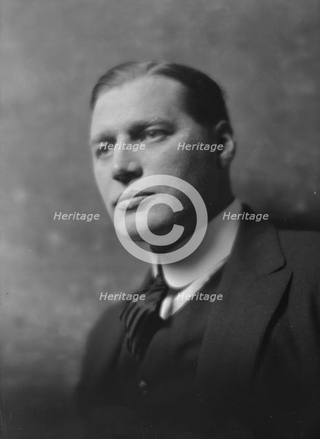 Mr. Dunn, portrait photograph, 1918 Feb. 8. Creator: Arnold Genthe.