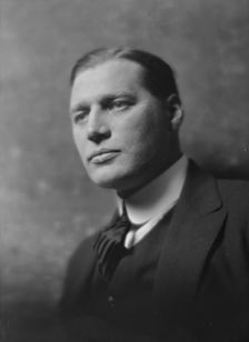 Mr. Dunn, portrait photograph, 1918 Feb. 8. Creator: Arnold Genthe